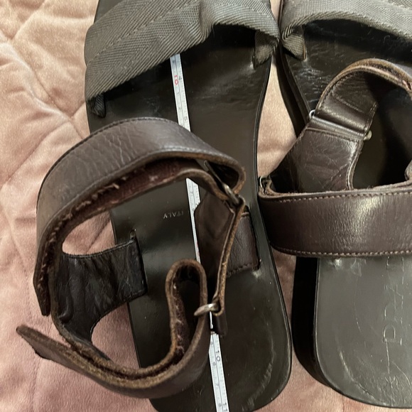 Prada by Ilga Mens Leather and Fabric Strap Sandals. Size US 9.5 - Picture 6 of 6